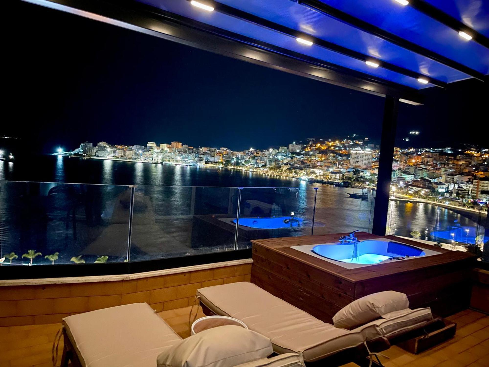 Апартаменти Seaview Golden Penthouse Саранда Екстер'єр фото