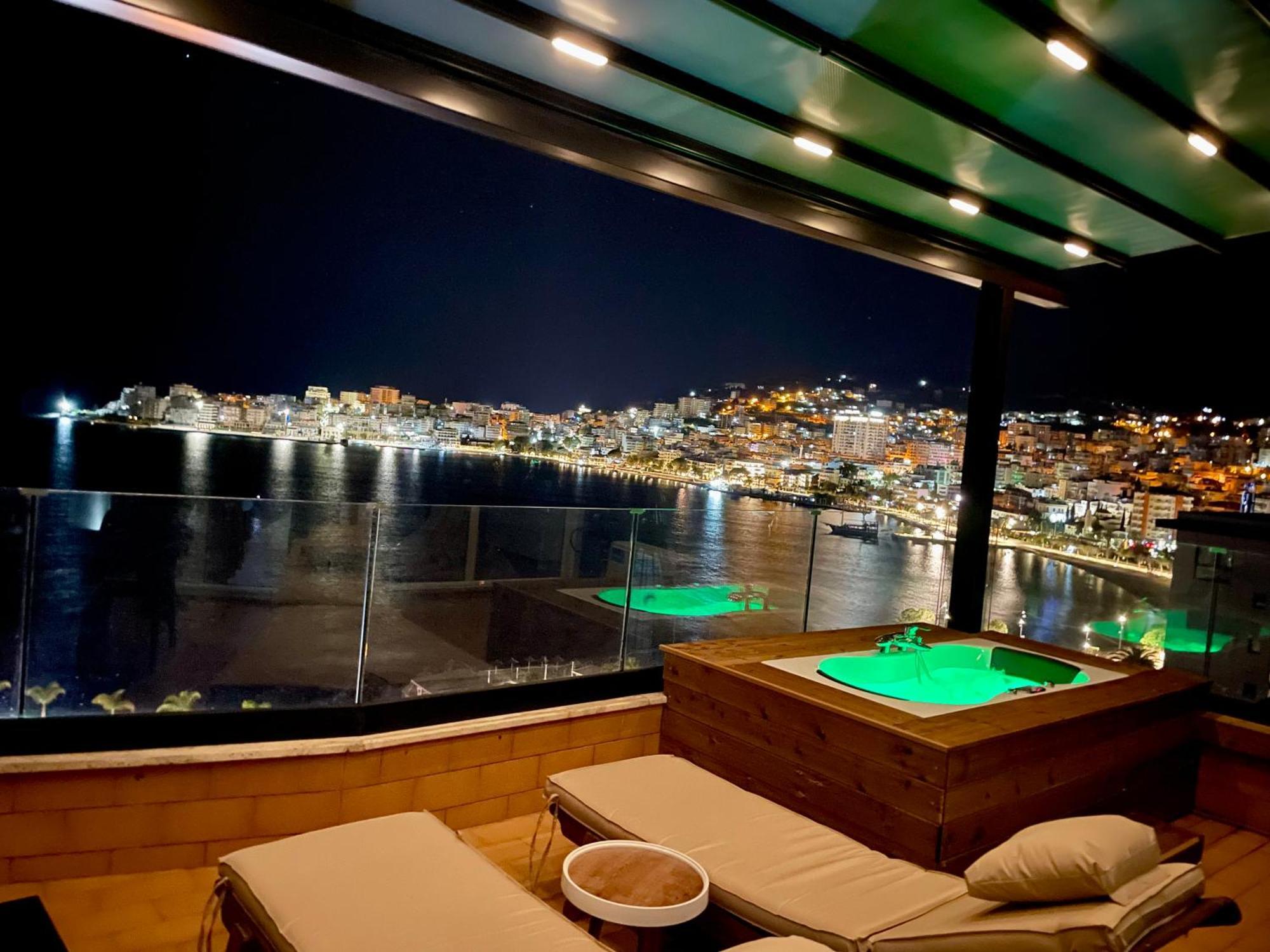 Апартаменти Seaview Golden Penthouse Саранда Екстер'єр фото
